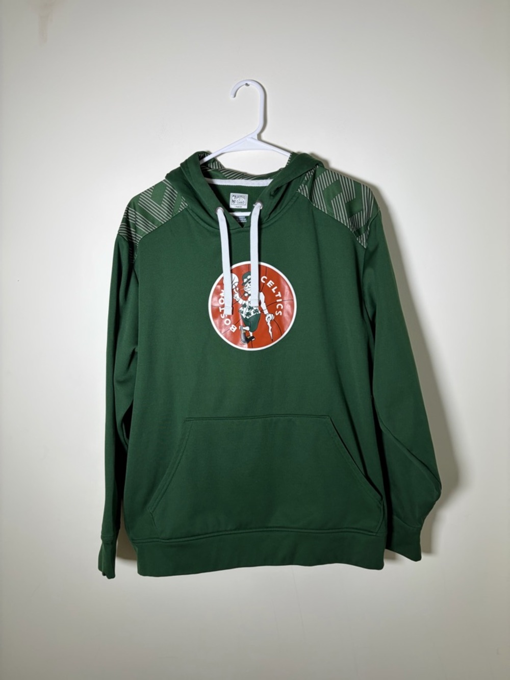 Majestic Men’s Medium Dark Green Celtics Pullover Hoodie with Orange Logo